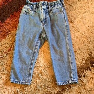 Gap denim “mom” jeans size girls 2T